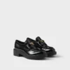 Loafers i chokladbrunt lackläder Loafers i chokladbrunt lackläder