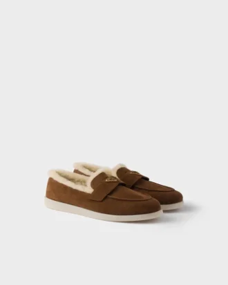 Loafers i mocka och fårskinn