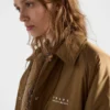 Lätt blousonjacka i Re-Nylon Lätt blousonjacka i Re-Nylon