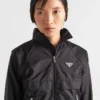 Lätt regnjacka i Re-Nylon Lätt regnjacka i Re-Nylon