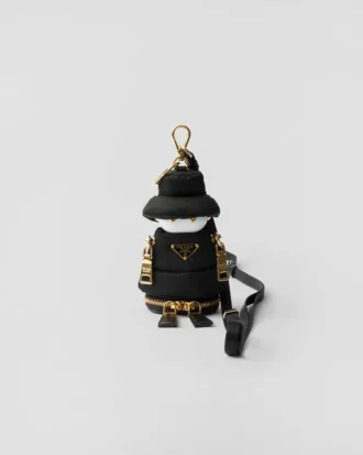 Mjuk robot-nyckelring i Re-Nylon