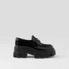 Monolith-loafers i lackläder Monolith-loafers i lackläder