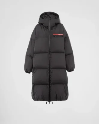 Oversized teknisk dunrock i Re-Nylon