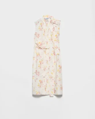 Plisserad poplin-klänning med blommönster