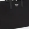 Portfölj i Re-Nylon och Saffiano-läder Portfölj i Re-Nylon och Saffiano-läder
