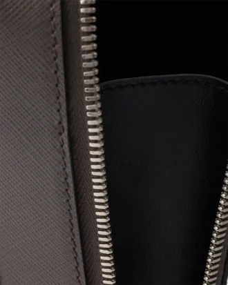 Prada Brique-väska i Saffiano-läder