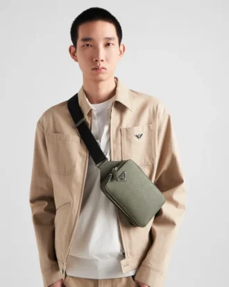 Prada Brique-väska i Saffiano-läder