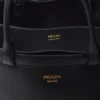 Prada Buckle läderhandväska med dubbelt bälte Prada Buckle läderhandväska med dubbelt bälte