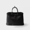 Prada Buckle läderväska med bälte Prada Buckle läderväska med bälte