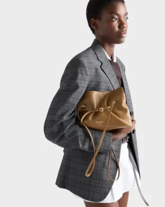 Prada Dada liten väska i nappaläder