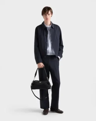 Prada Explore väska i Re-Nylon och läder