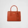 Prada Galleria liten väska i krokodilläder Prada Galleria liten väska i krokodilläder