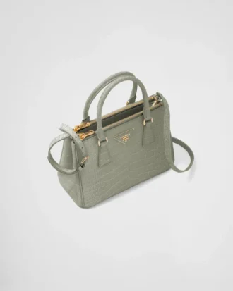 Prada Galleria liten väska i krokodilläder