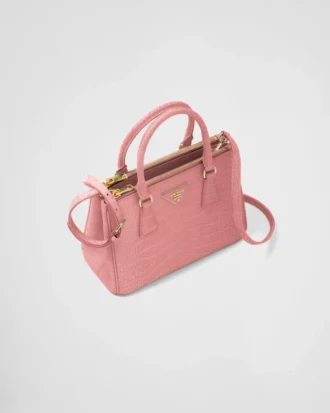 Prada Galleria liten väska i krokodilläder