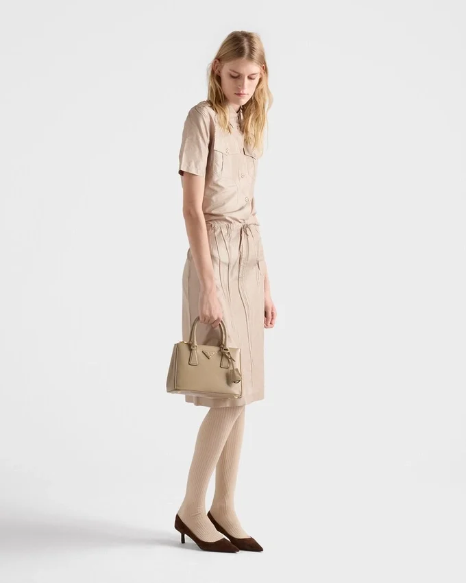 Prada Galleria liten väska i lackat Saffiano-läder Prada Galleria liten väska i lackat Saffiano-läder