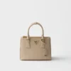 Prada Galleria liten väska i Saffiano-läder Prada Galleria liten väska i Saffiano-läder