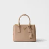 Prada Galleria liten väska i Saffiano-läder Prada Galleria liten väska i Saffiano-läder