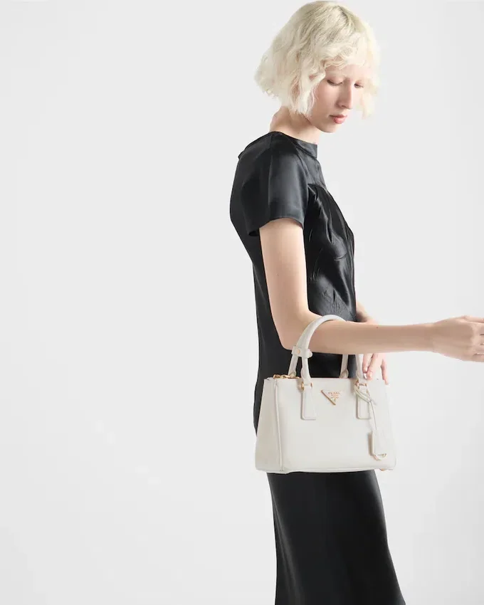 Prada Galleria liten väska i Saffiano-läder Prada Galleria liten väska i Saffiano-läder