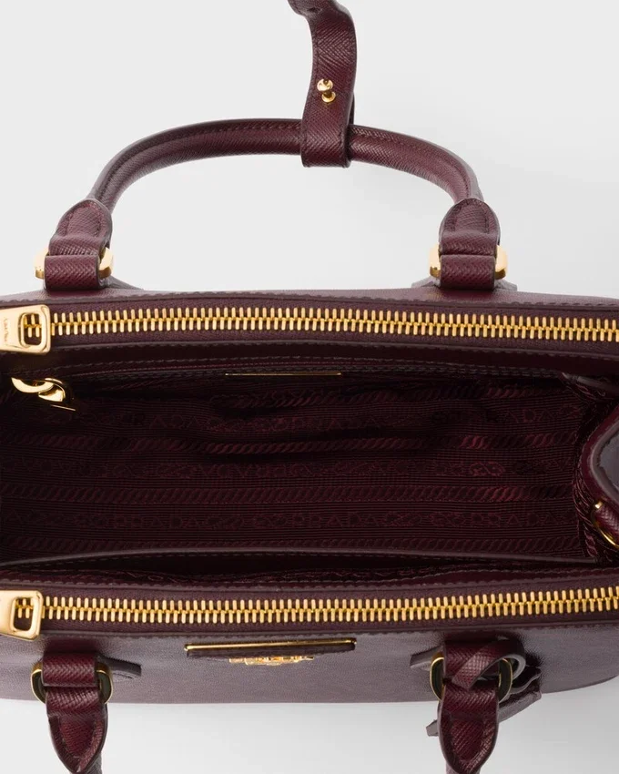 Prada Galleria liten väska i Saffiano-läder Prada Galleria liten väska i Saffiano-läder