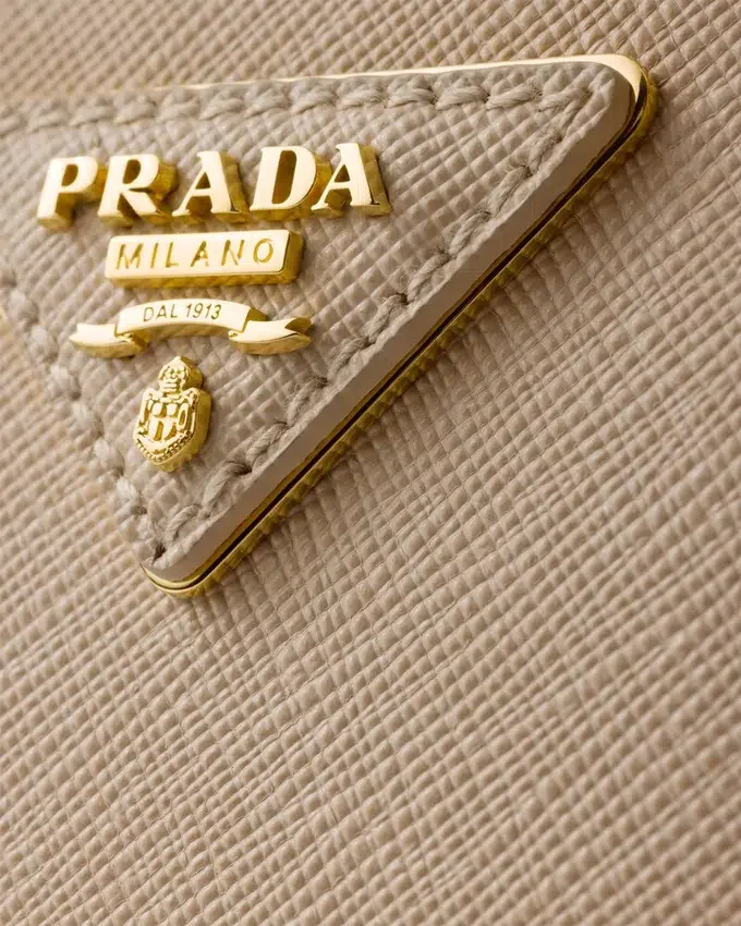 Prada Galleria liten väska i Saffiano-läder Prada Galleria liten väska i Saffiano-läder