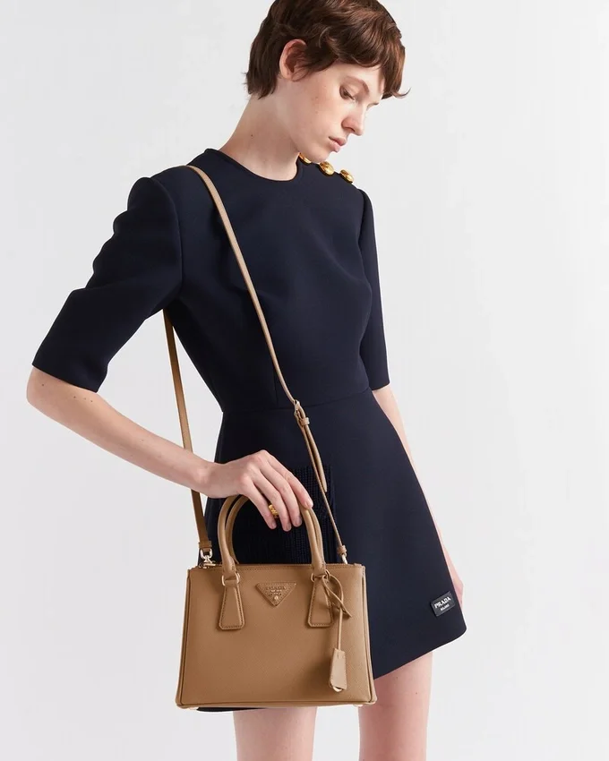 Prada Galleria liten väska i Saffiano-läder Prada Galleria liten väska i Saffiano-läder