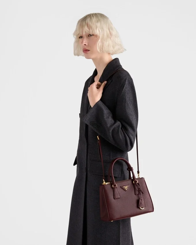 Prada Galleria liten väska i Saffiano-läder Prada Galleria liten väska i Saffiano-läder