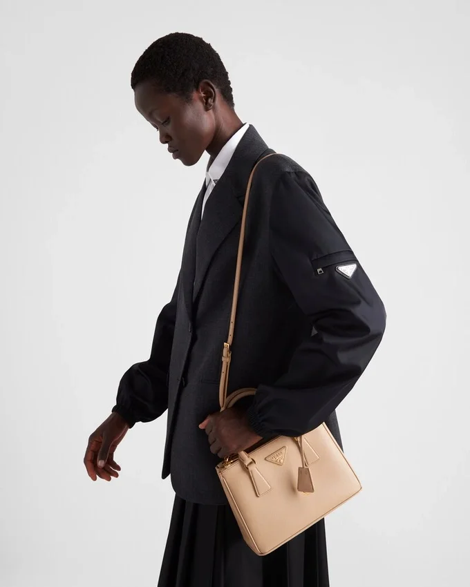 Prada Galleria liten väska i Saffiano-läder Prada Galleria liten väska i Saffiano-läder