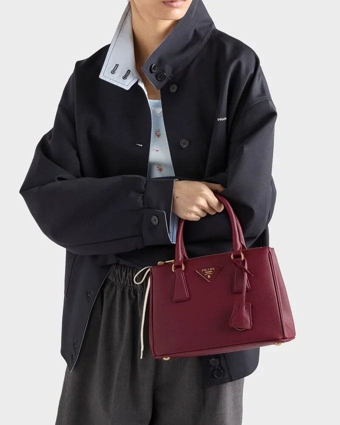 Prada Galleria liten väska i Saffiano-läder Prada Galleria liten väska i Saffiano-läder