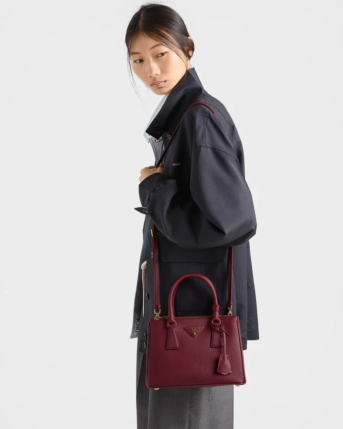 Prada Galleria liten väska i Saffiano-läder Prada Galleria liten väska i Saffiano-läder