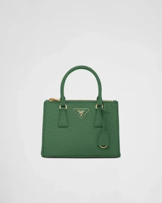 Prada Galleria liten väska i strutsläder