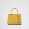 Prada Galleria liten väska i strutsläder Prada Galleria liten väska i strutsläder