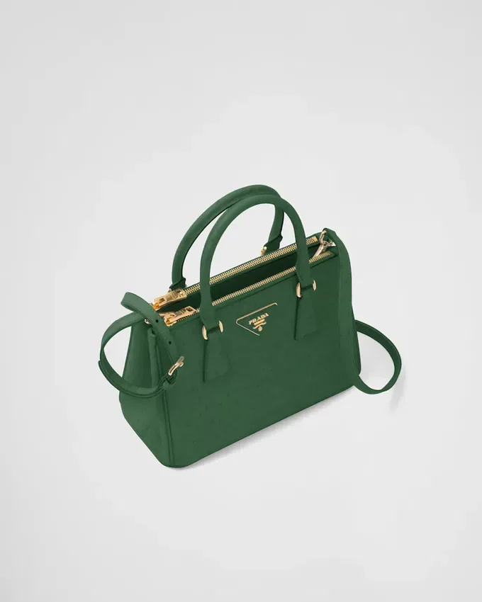 Prada Galleria liten väska i strutsläder Prada Galleria liten väska i strutsläder