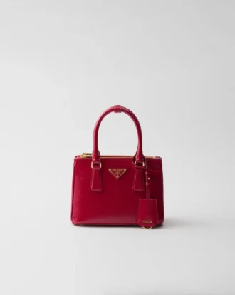 Prada Galleria Mini Patent Saffiano-väska