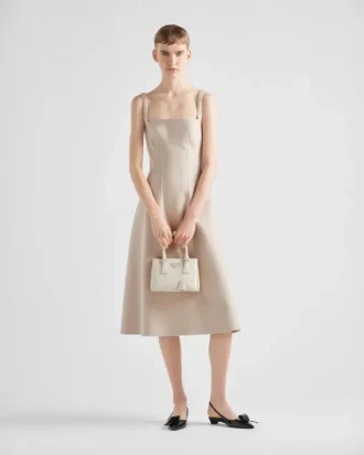 Prada Galleria Mini-väska i lackläder