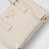 Prada Galleria Mini-väska i lackläder