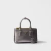 Prada Galleria miniväska i lackat Saffiano-läder Prada Galleria miniväska i lackat Saffiano-läder