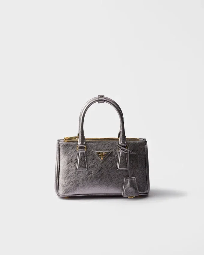 Prada Galleria miniväska i lackat Saffiano-läder Prada Galleria miniväska i lackat Saffiano-läder