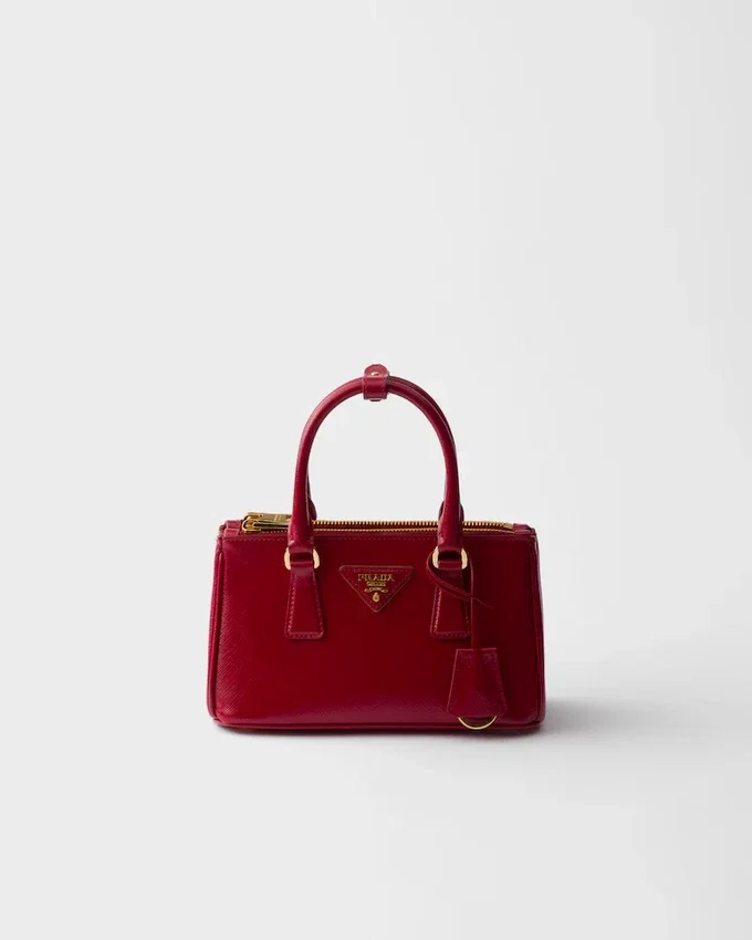 Prada Galleria miniväska i lackat Saffiano-läder Prada Galleria miniväska i lackat Saffiano-läder