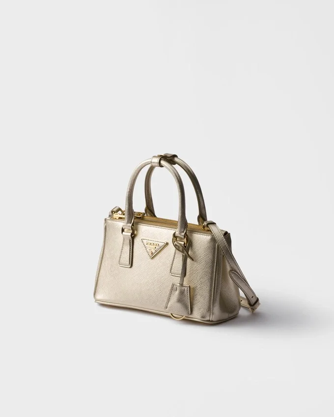 Prada Galleria miniväska i lackat Saffiano-läder Prada Galleria miniväska i lackat Saffiano-läder