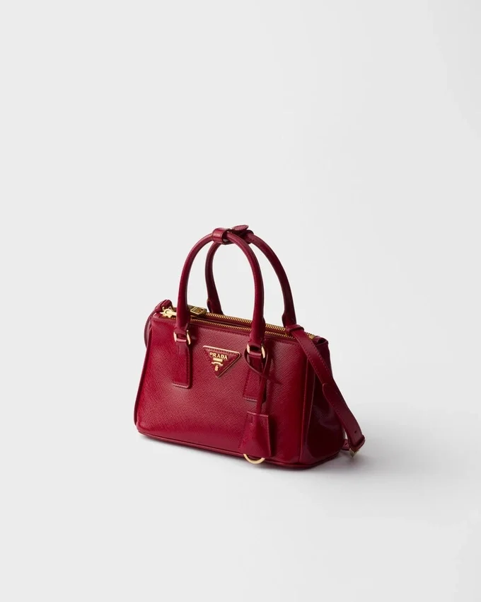 Prada Galleria miniväska i lackat Saffiano-läder Prada Galleria miniväska i lackat Saffiano-läder