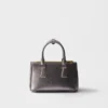 Prada Galleria miniväska i lackat Saffiano-läder Prada Galleria miniväska i lackat Saffiano-läder