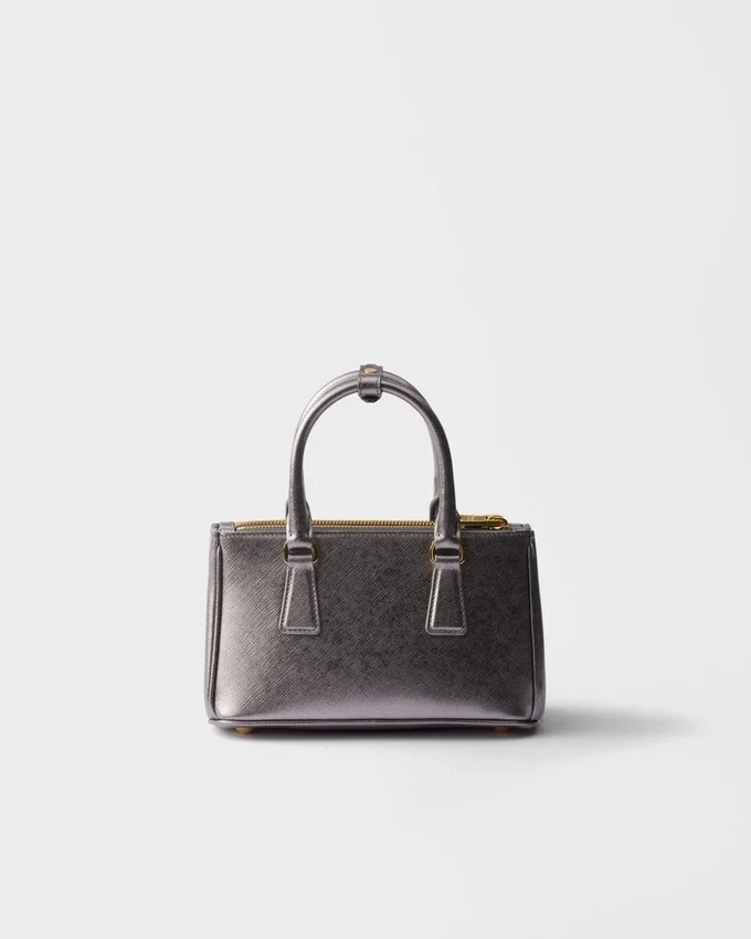 Prada Galleria miniväska i lackat Saffiano-läder Prada Galleria miniväska i lackat Saffiano-läder