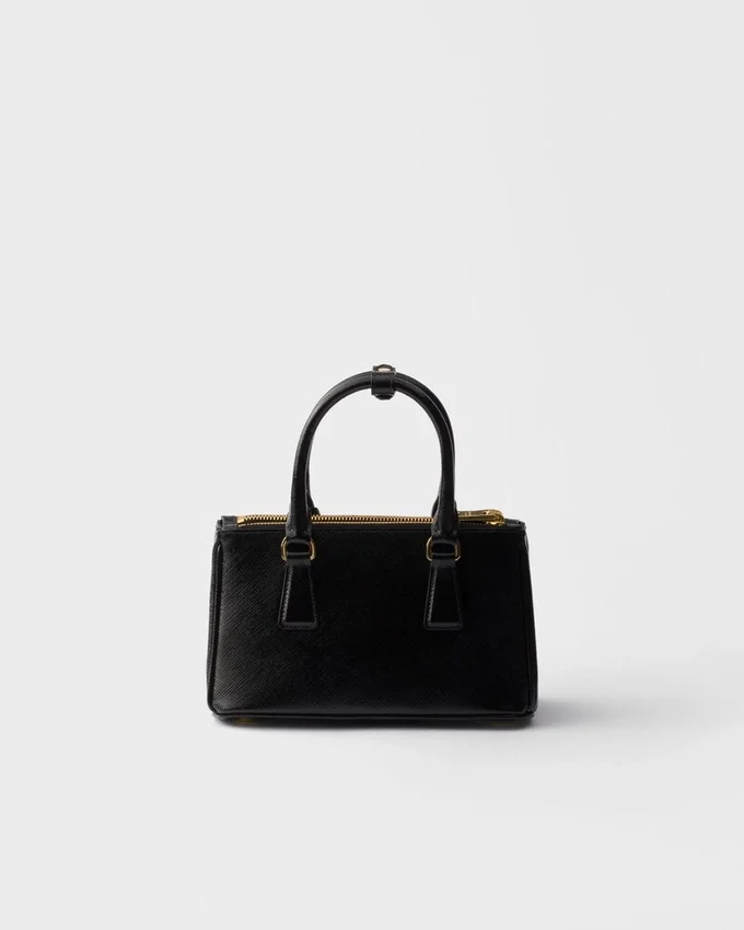 Prada Galleria miniväska i lackat Saffiano-läder Prada Galleria miniväska i lackat Saffiano-läder