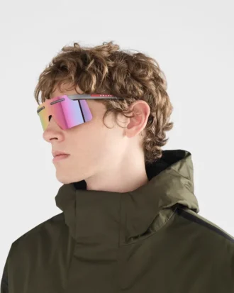 Prada Linea Rossa Active solglasögon