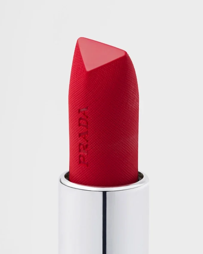Prada Monochrome Hyper Matte Lipstick – R27 – Rubino Prada Monochrome Hyper Matte Lipstick – R27 – Rubino