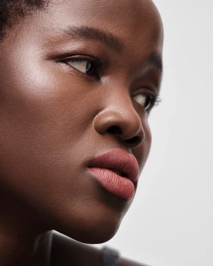 Prada Monochrome Soft Matte Lipstick – B102 – Sienne Prada Monochrome Soft Matte Lipstick – B102 – Sienne