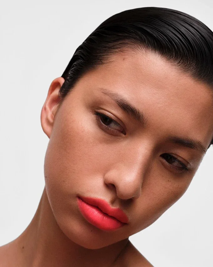 Prada Monochrome Soft Matte Lipstick – O177 – Flamingo Prada Monochrome Soft Matte Lipstick – O177 – Flamingo