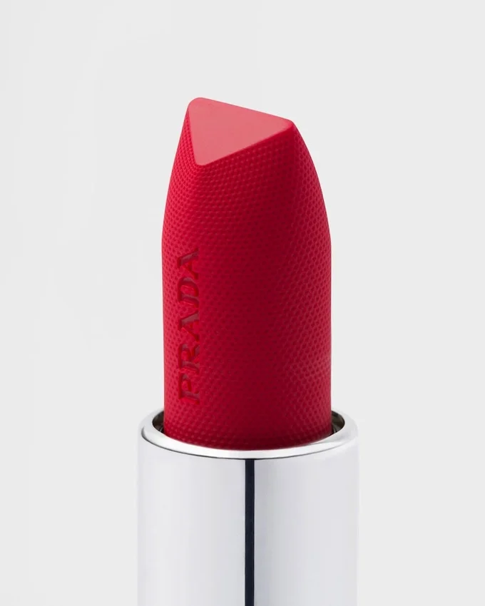 Prada Monochrome Soft Matte Lipstick – R127 – Carminio Prada Monochrome Soft Matte Lipstick – R127 – Carminio