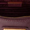 Prada Re-Edition 2005 miniväska i Saffiano-läder Prada Re-Edition 2005 miniväska i Saffiano-läder