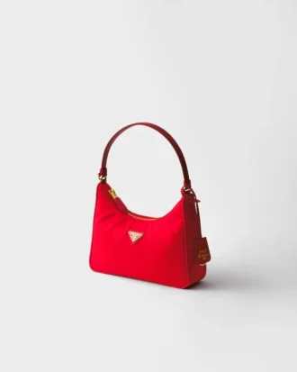 Prada Re-Edition 2005 Re-Nylon och Saffiano miniväska